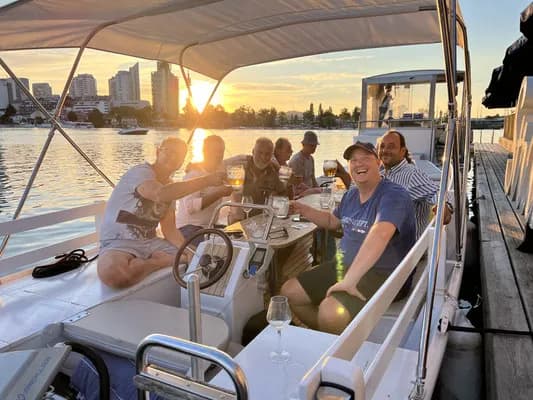 Partyboot Alte Donau — Foto 3