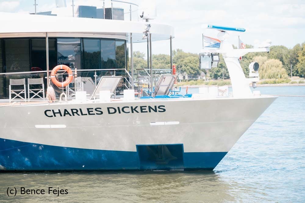 Charles Dickens — Foto 1 von 2