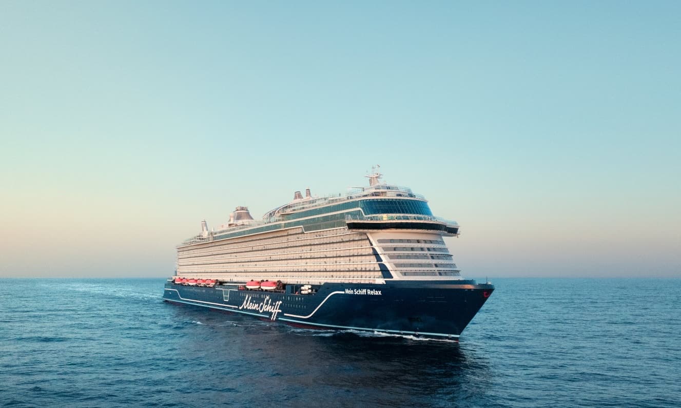 Mein Schiff Relax — Foto 1 von 3