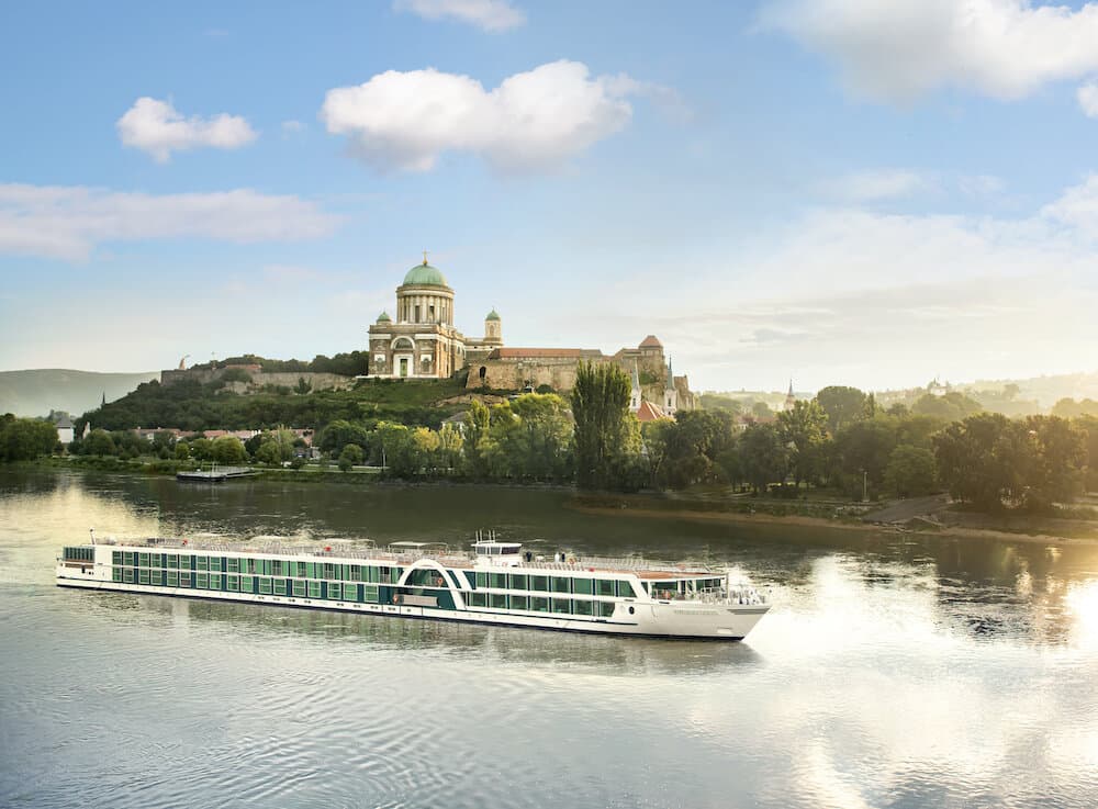 MS Amadeus Queen
