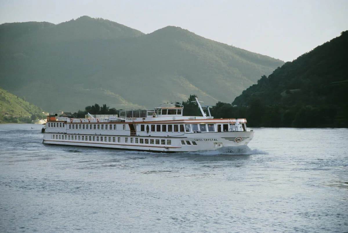 MS Swiss Crystal